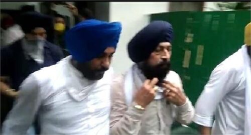 ਵਰ੍ਹਦੇ ਮੀਂਹ ‘ਚ ਸੜਕਾਂ ‘ਤੇ ਉਤਰੇ ਅਕਾਲੀ ਆਗੂ ਫਿਰ ਕਰਤੇ ਵੱਡੇ ਖੁਲਾਸੇ