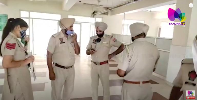 ਪੰਜਾਬ ਪੁਲਿਸ ਦੇ ASI ਦੀ ਸ਼ਰਮਨਾਕ ਕਰਤੂਤ, ਪਿੰਡਵਾਸੀਆਂ ਨੇ ਫੜਿਆ ਰੰਗੇ ਹੱਥੀ | Viral Video | Sanjha TV