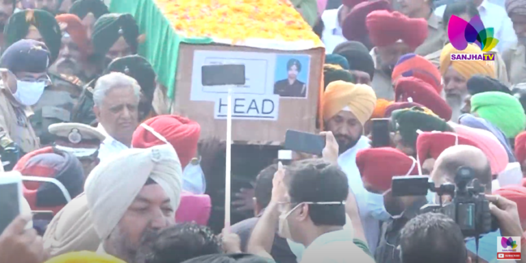 ਸ਼ਹੀਦ ਗੱਜਣ ਸਿੰਘ ਦੇ ਭਰਾ ਨੂੰ ਜਦੋਂ ਪੁਲਿਸ ਨੇ ਦੇਹ ਕੋਲ ਜਾਣੋ ਰੋਕ ਦਿੱਤਾ, ਸ਼ਹੀਦ ਦੇ ਭਰਾ ਦਾ ਚੜ੍ਹ ਗਿਆ ਪਾਰਾ |
