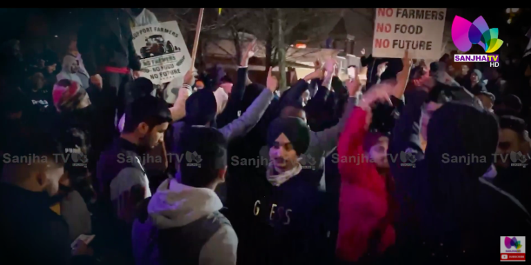 ਦੇਖੋ ਕਿਸਾਨੀ ਕਾਨੂੰਨ ਰੱਦ ਦੀ ਖਬਰ ਤੇ Canada ਦੇ Surrey ‘ਚ ਪੰਜਾਬੀ ਕਿਵੇਂ ਮਨਾ ਰਹੇ ਨੇ ਖੁਸ਼ੀ | Sanjha TV