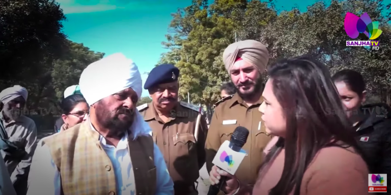 ਸੁਣੋ MP ਮੁਹੰਮਦ ਸਦੀਕ ਦਾ ਢਿੱਡੀਂ ਪੀੜਾਂ ਪਾਉਂਦਾ ਮਜ਼ੇਦਾਰ ਇੰਟਰਵਿਊ , ਟੋਟਕੇ ਸੁਣਾ-ਸੁਣਾ ਖਿਲਾਰਤਾ ਕੇਜਰੀਵਾਲ ਦਾ ਝਾੜੂ