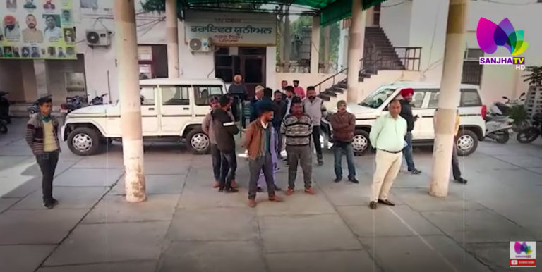 PCS ਅਫ਼ਸਰ ਬਣਨ ਤੋਂ ਬਾਅਦ ਪਤਨੀ ਤੇ ਧੀ ਨੂੰ ਛੱਡਿਆ! ਦਰ-ਦਰ ਦੀਆਂ ਠੋਕਰਾਂ ਖਾ ਰਹੀਆਂ ਨੇ ਮਾਂ-ਧੀ