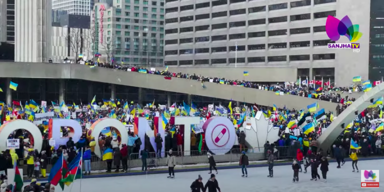 Canada ‘ਚ Toronto ਵਾਲਿਆਂ ਨੇ Ukraine ਦੇ ਹੱਕ ‘ਚ ਮਾਰਿਆ ਹੰਭਲਾ | Ukraine ਤੇ ਹੋਏ ਹਮਲੇ ਖਿਲਾਫ ਕੀਤੀ ਰੋਸ ਰੈਲੀ