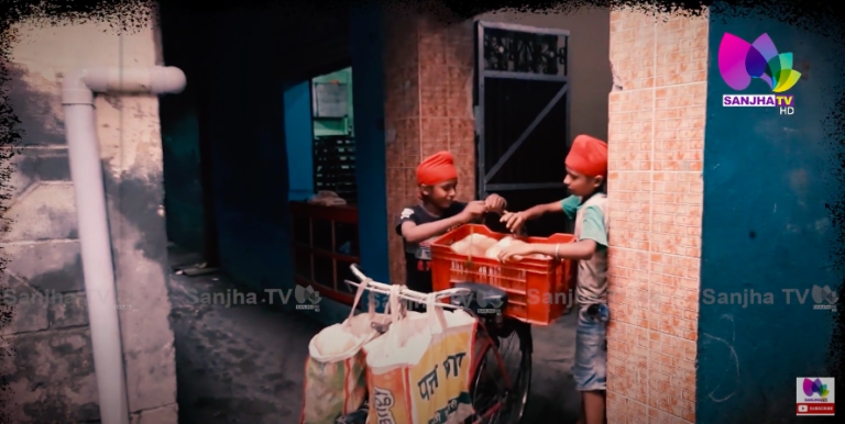 ਸਕੂਲੋਂ ਆ ਕੇ ਬਰਗਰ ਸਪਲਾਈ ਕਰਦੇ ਨੇ ਆਹ ਛੋਟੇ-ਛੋਟੇ ਬੱਚੇ