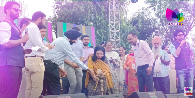ਸੰਗਰੂਰ ਵਿਚ ਲੱਗਿਆ ਰੰਗਾਰੰਗ ਸਰਸ ਮੇਲਾ ,ਵੱਖ-ਵੱਖ ਸੂਬਿਆਂ ਦੇ ਸੱਭਿਆਚਾਰਕ ਰੰਗ ਆਏ ਨਜ਼ਰ